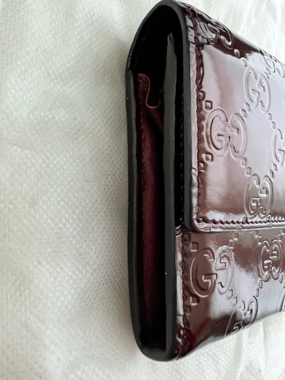 Gucci Burgundy Patent Leather GG Heart Continental Wallet - Picture 6 of 11